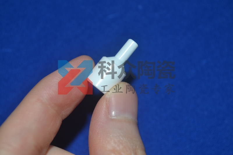 氧化鋯陶瓷推桿的特點體現在什么方面？